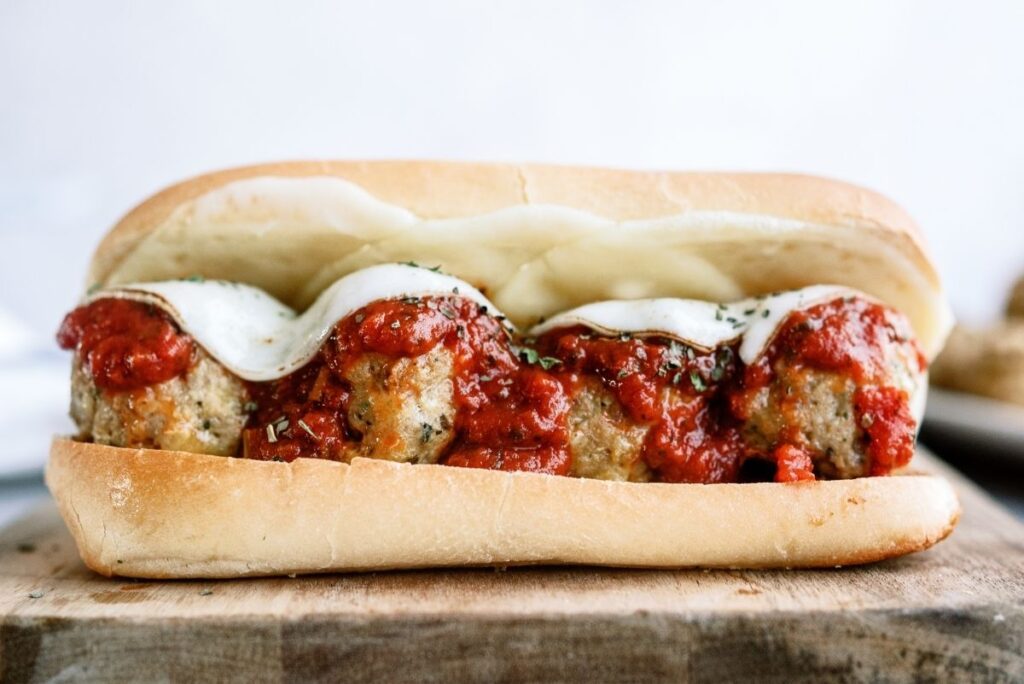 DIABETIC-FRIENDLY GAME DAY FOOD Turkey Meatball Subs