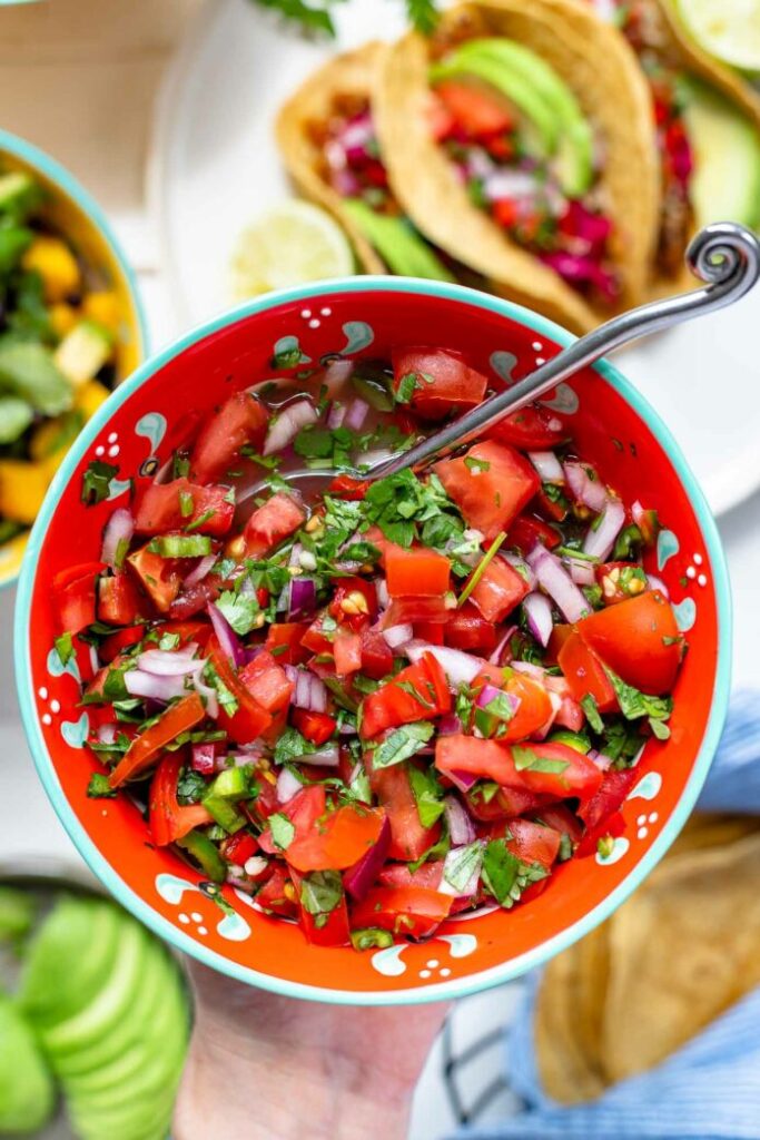 Pico de Gallo (Classic Tomato Salsa):