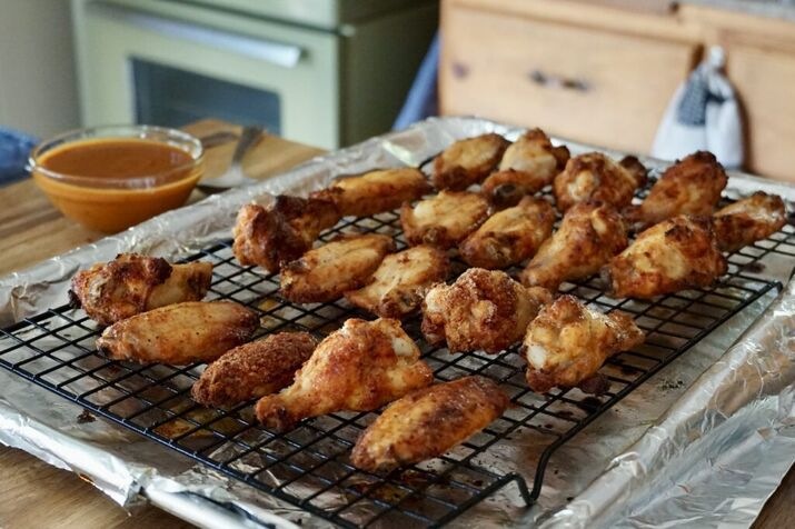 How to Bake Crispy Wings