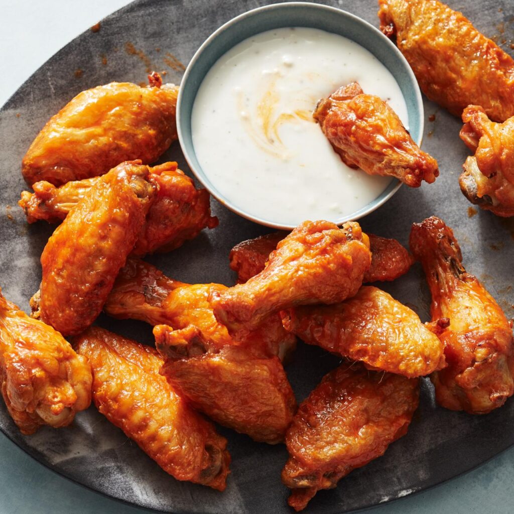 Food ideas for football game day Chicken Wings