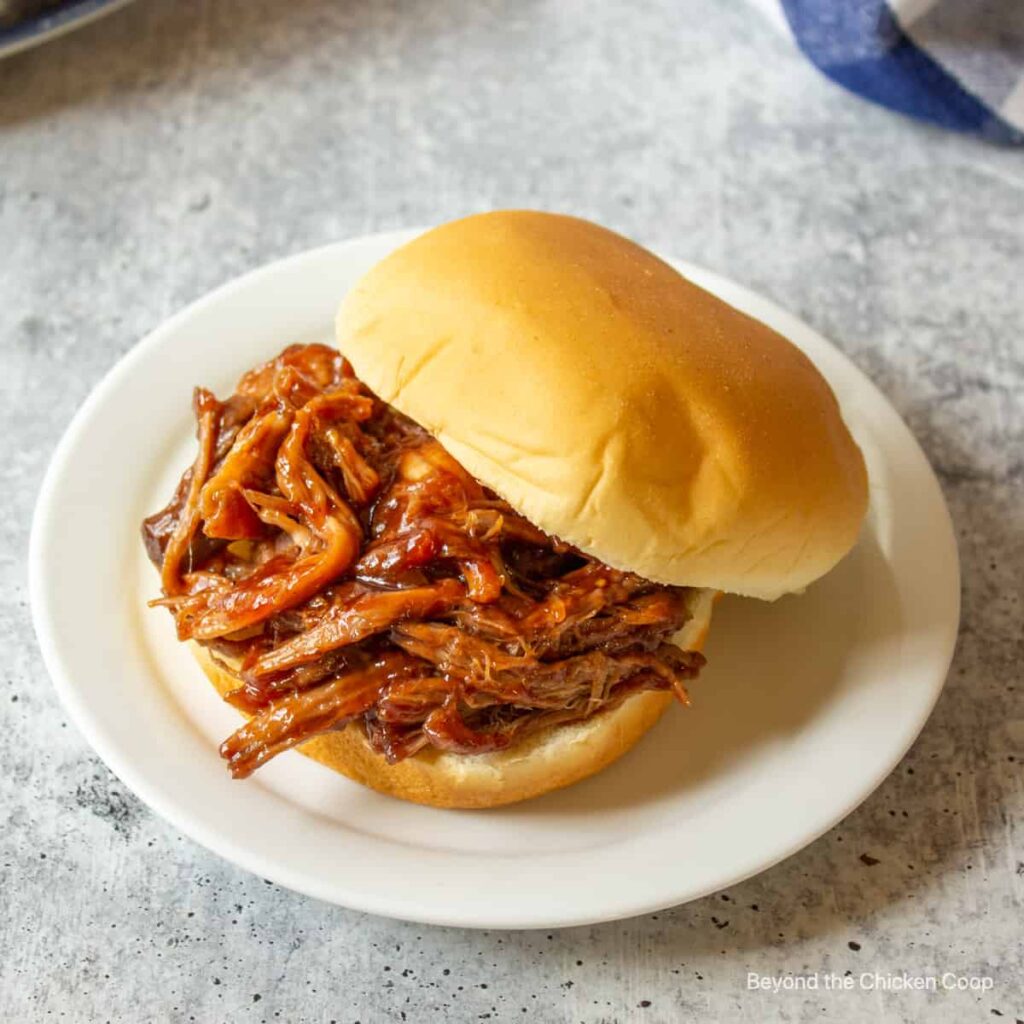 Crockpot BBQ Pulled Pork Sandwiches  