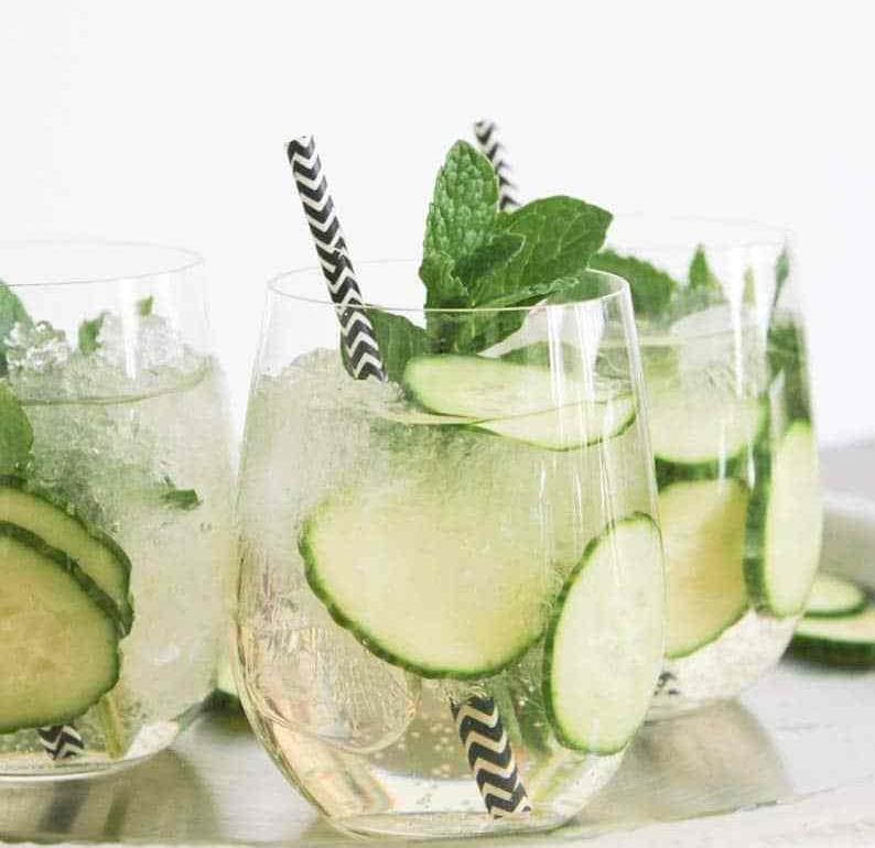 Cucumber Mint Sparkler